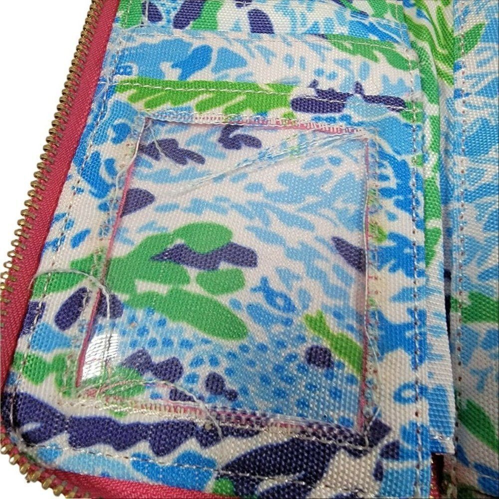 Lilly Pulitzer Let's Cha Cha Phone Wristlet Wallet Floral ID Holder SOME WEAR - Picture 4 of 6